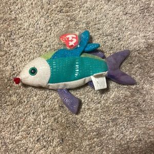 Rare beanie baby! error on tags.